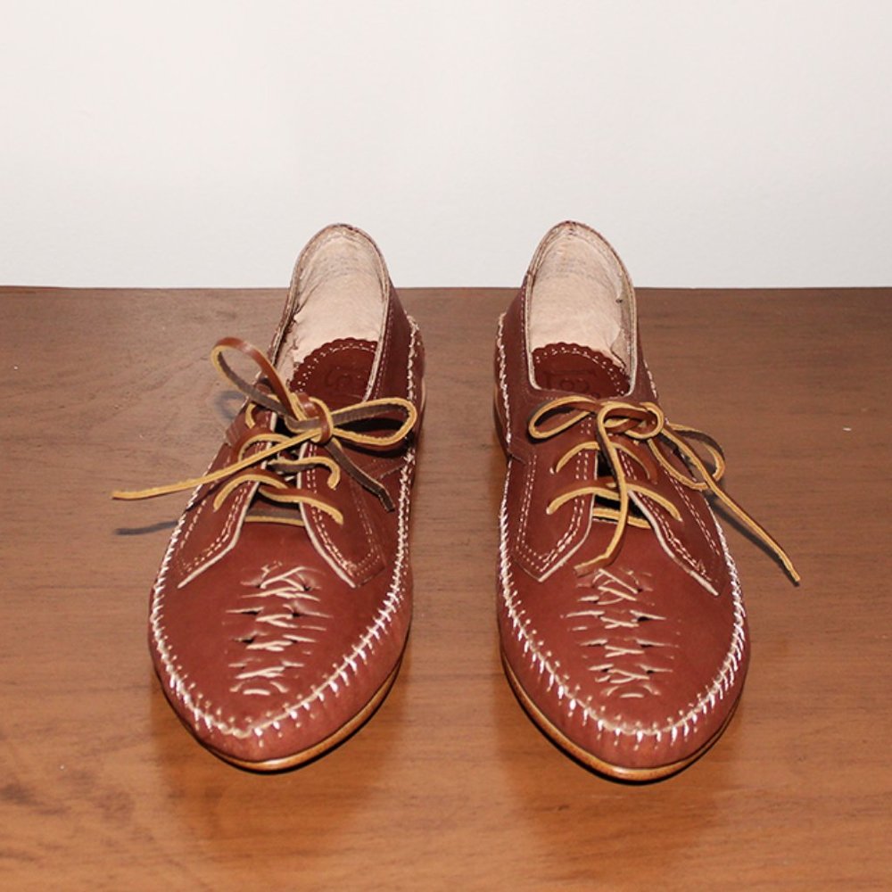 Latigo Brown Leather Flats with Tan Laces